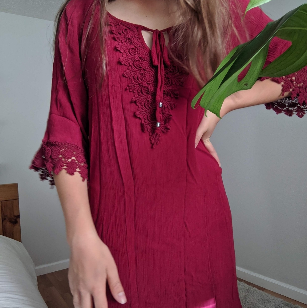 Dress - Picture 2 of 2